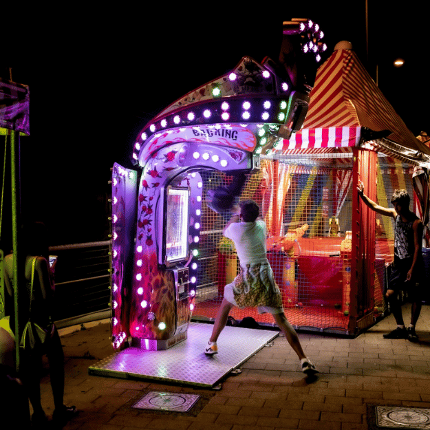 machine coup de poing forain